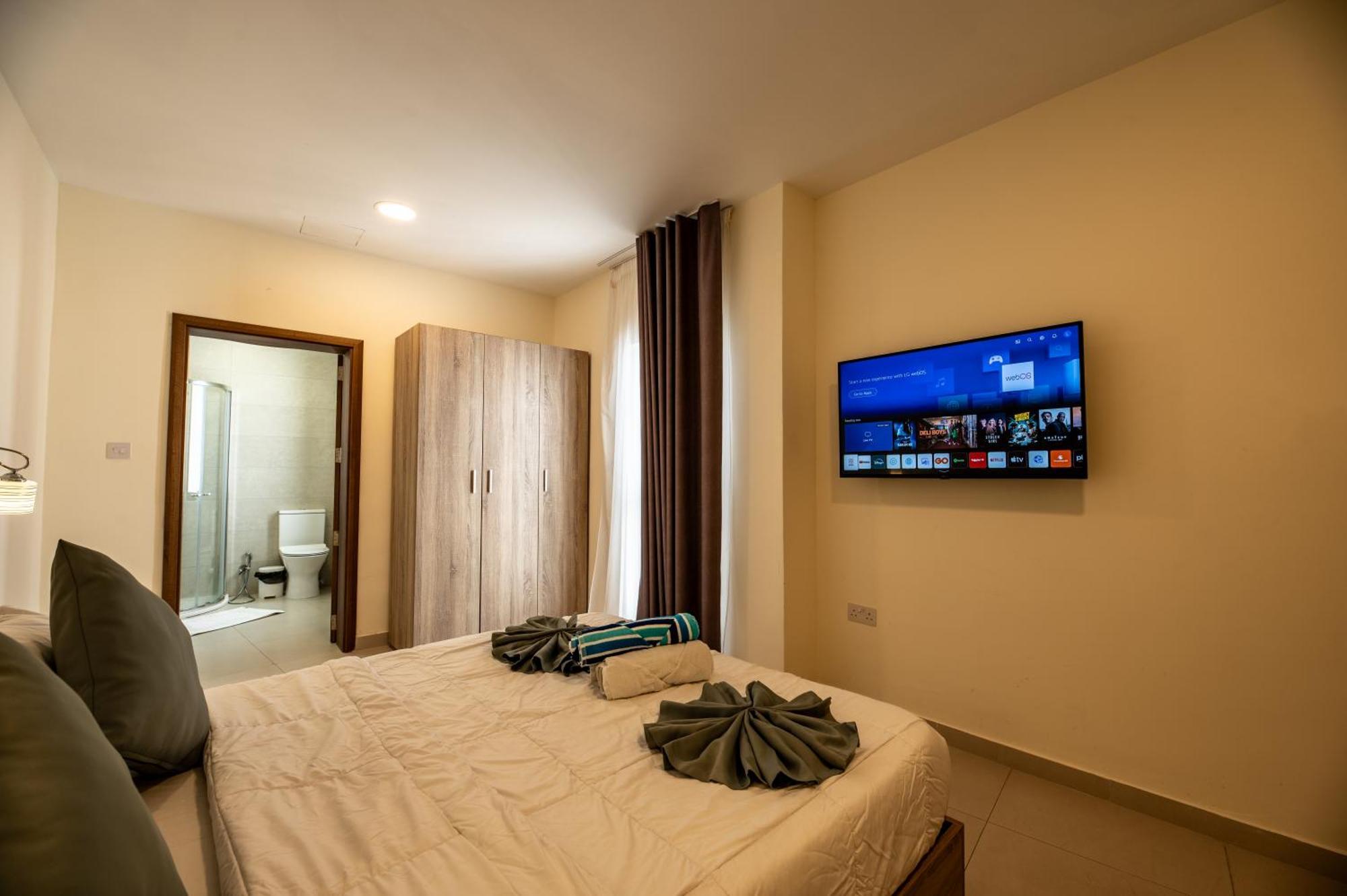 Euroclub Hotel Σεντ Πόλς Μπέι Εξωτερικό φωτογραφία