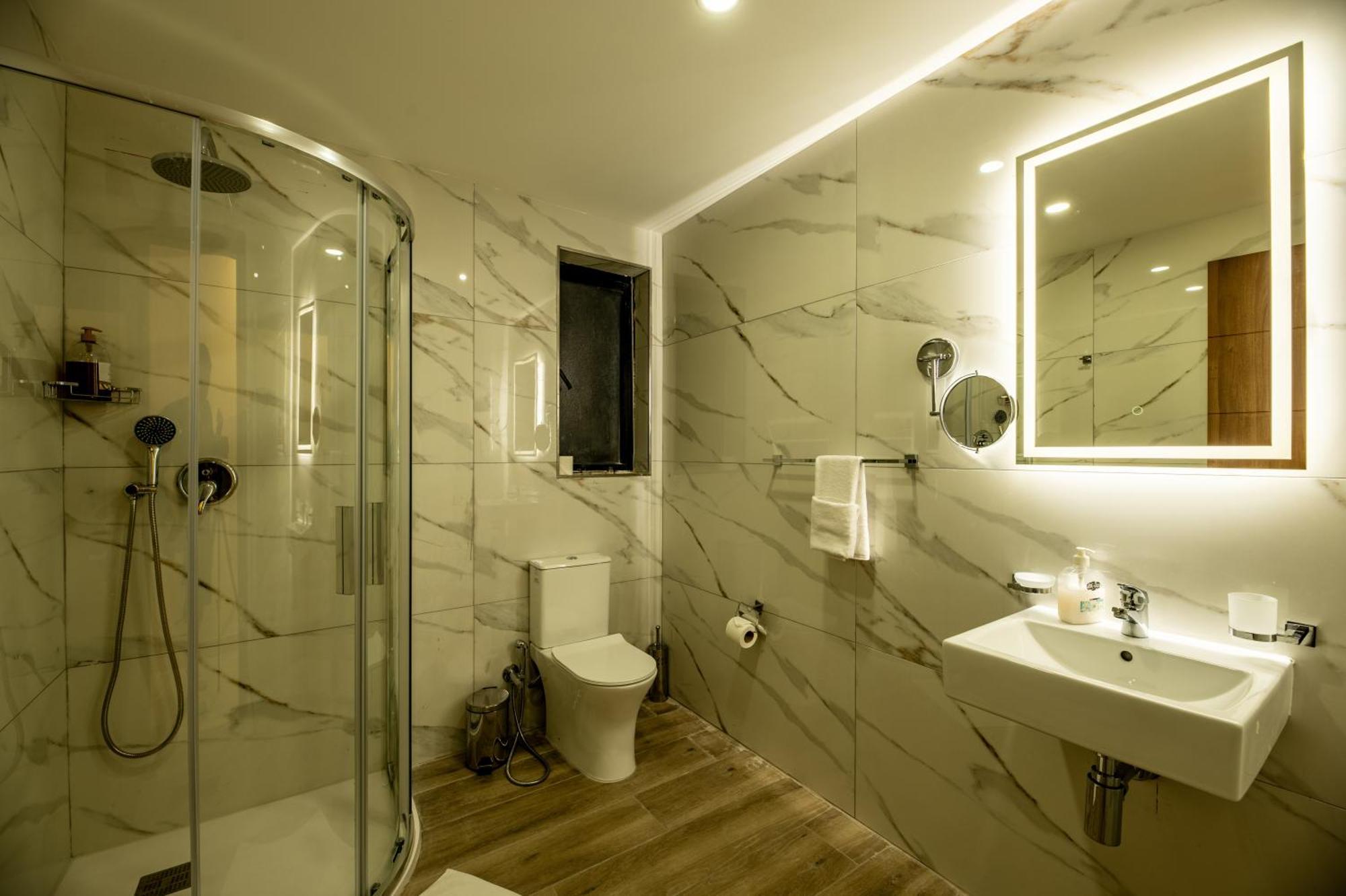 Euroclub Hotel Σεντ Πόλς Μπέι Εξωτερικό φωτογραφία