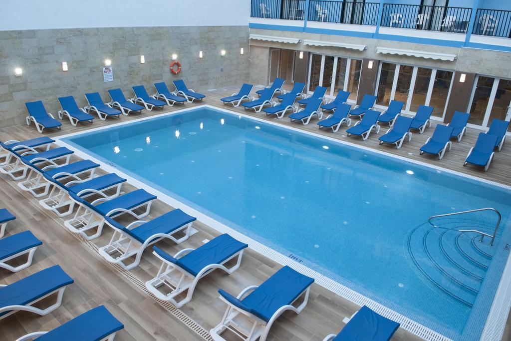 Euroclub Hotel Σεντ Πόλς Μπέι Εξωτερικό φωτογραφία